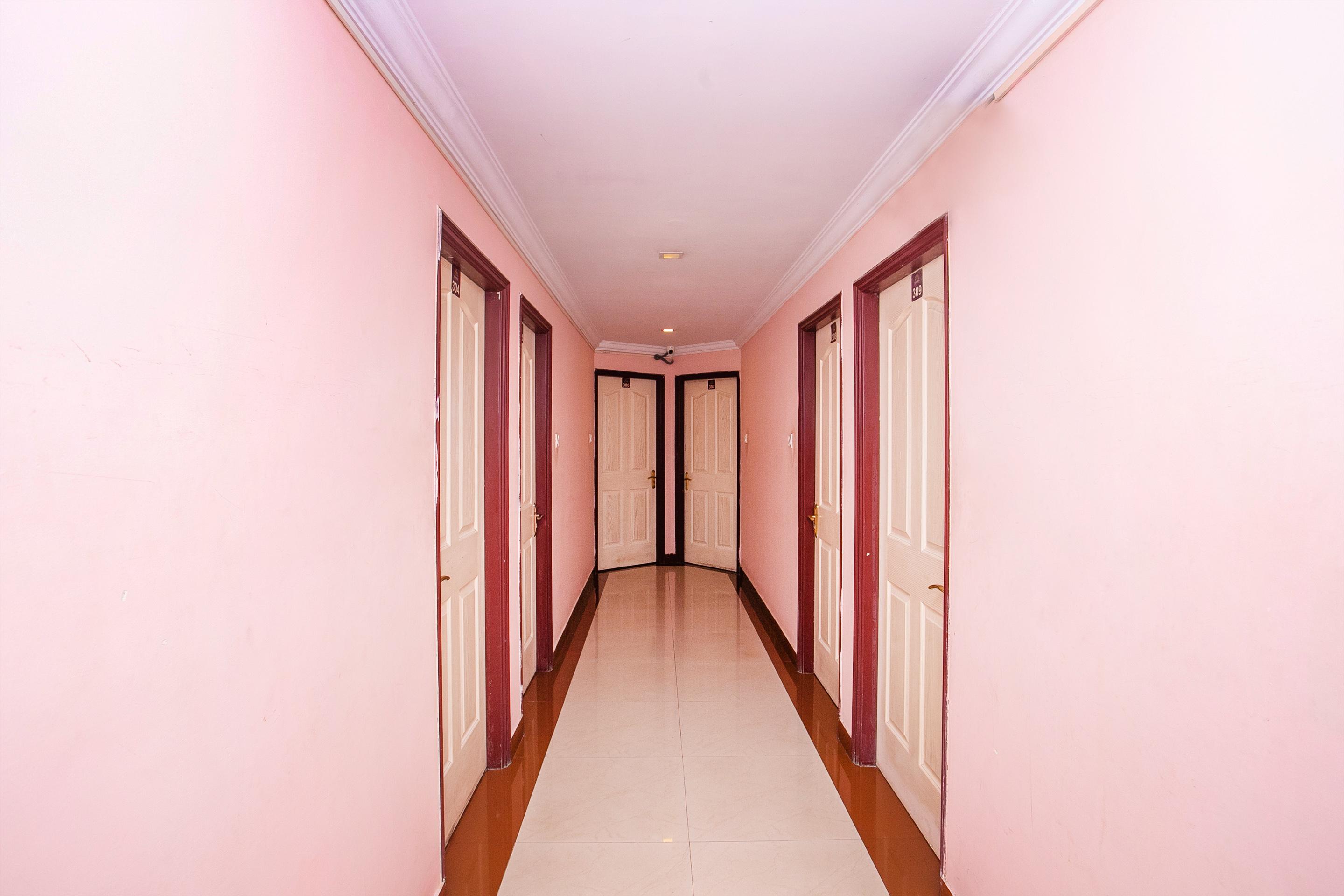Oyo 331 Hotel Skanda Shelters บังกาลอร์ ภายนอก รูปภาพ