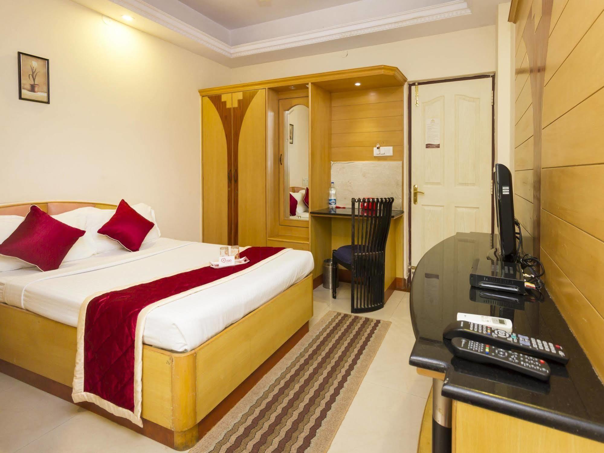 Oyo 331 Hotel Skanda Shelters บังกาลอร์ ภายนอก รูปภาพ
