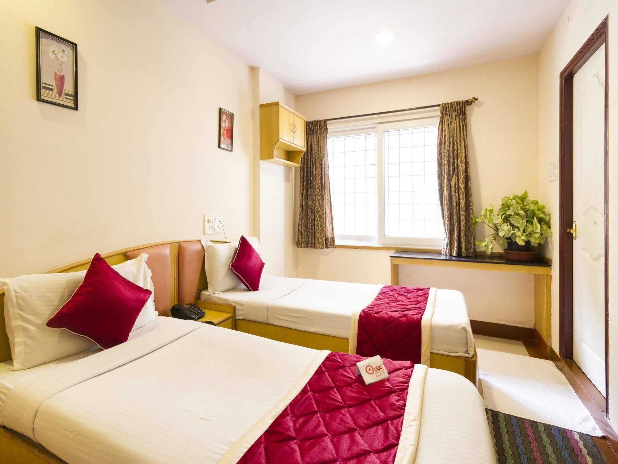 Oyo 331 Hotel Skanda Shelters บังกาลอร์ ภายนอก รูปภาพ